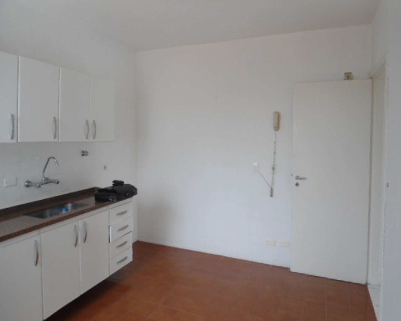 Apartamento à venda com 2 quartos, 84m² - Foto 11