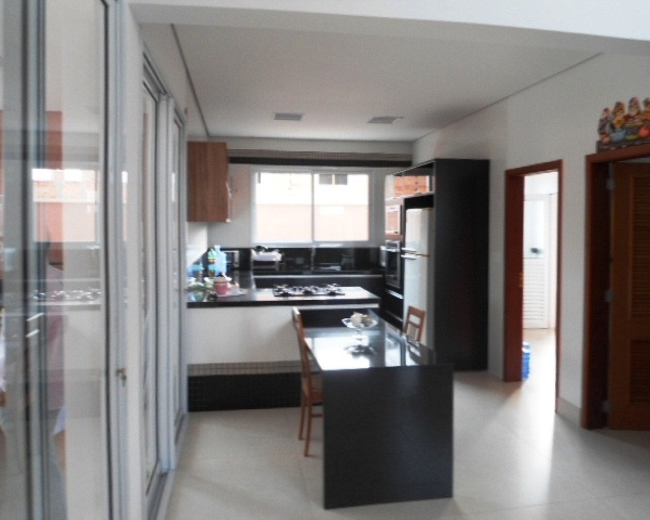 Casa à venda com 3 quartos, 330m² - Foto 11