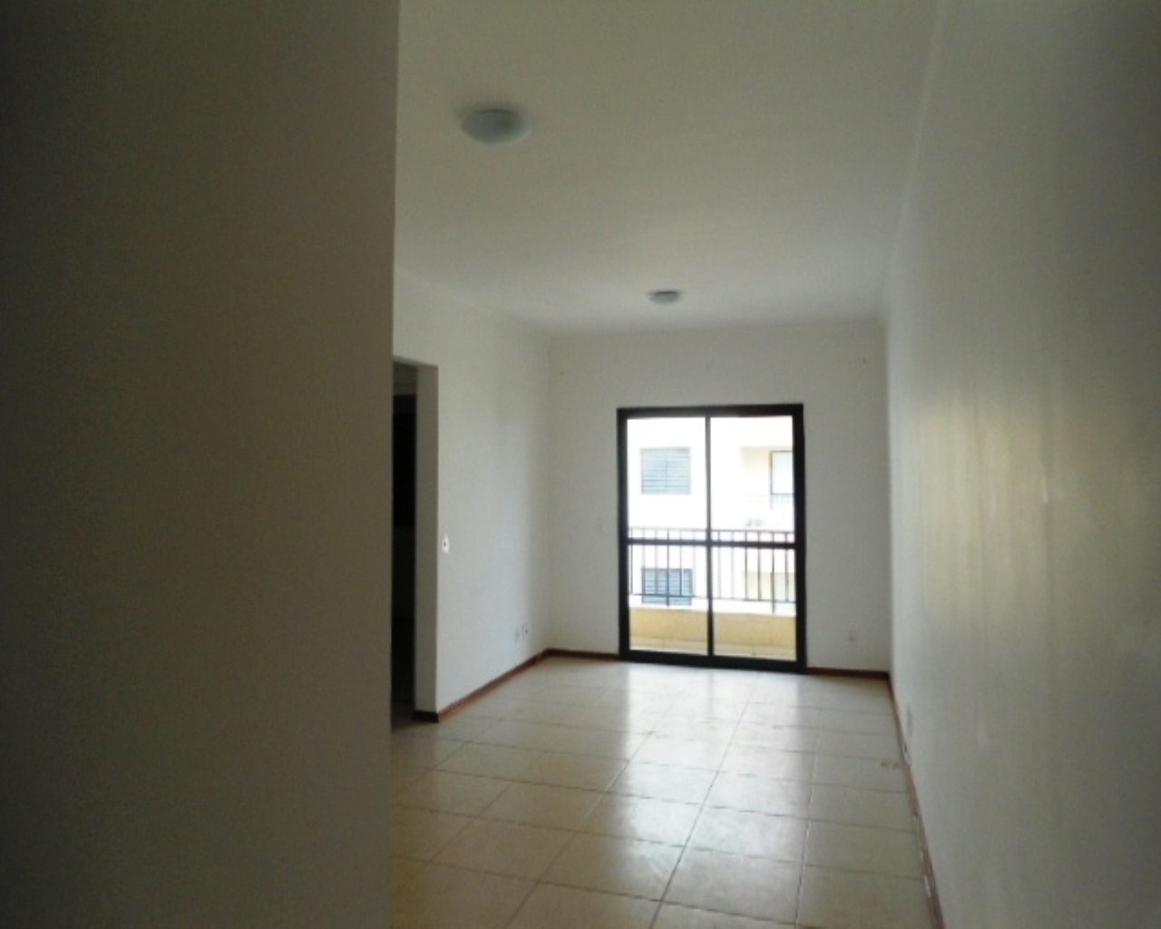 Apartamento à venda com 2 quartos, 70m² - Foto 7