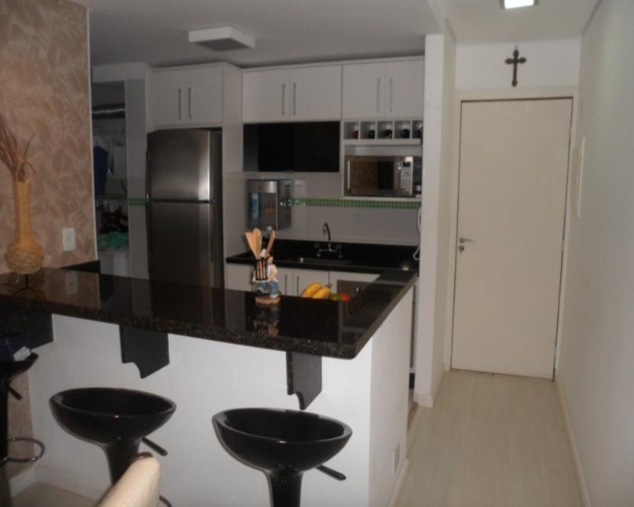 Apartamento à venda com 3 quartos, 76m² - Foto 3