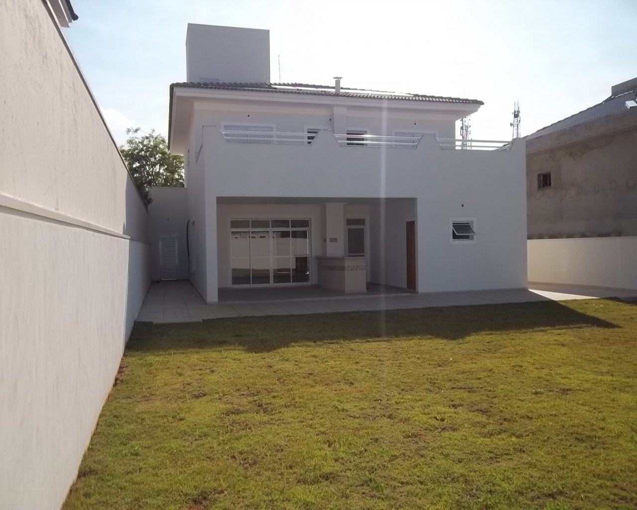 Casa à venda com 4 quartos, 318m² - Foto 4