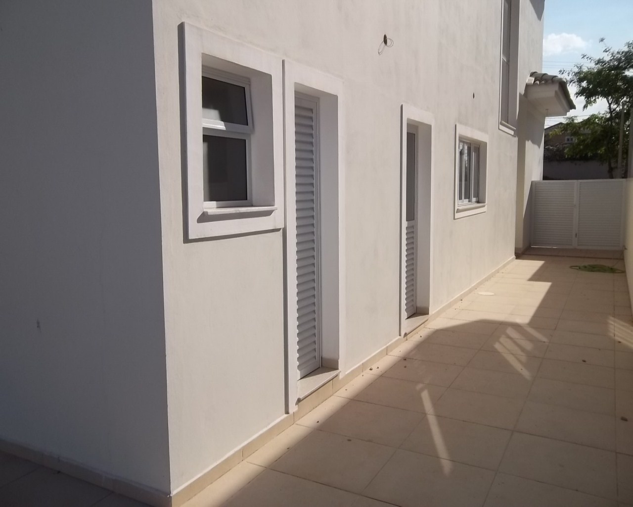 Casa à venda com 4 quartos, 318m² - Foto 5