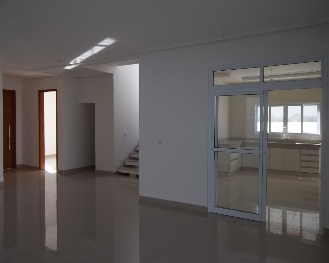 Casa à venda com 4 quartos, 318m² - Foto 10