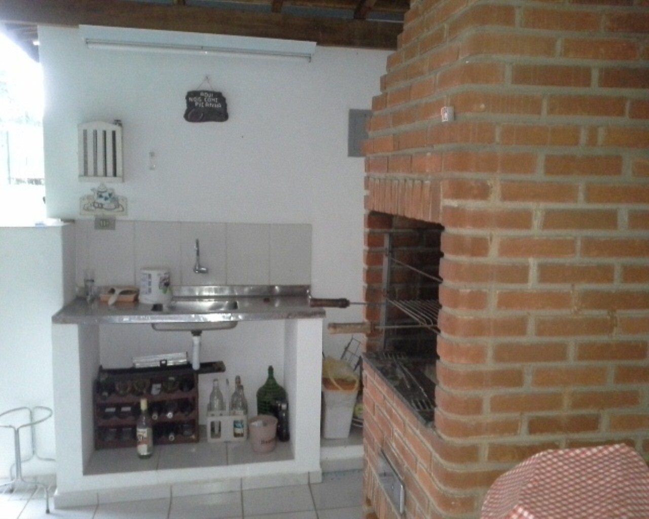 Fazenda à venda com 3 quartos, 192m² - Foto 1