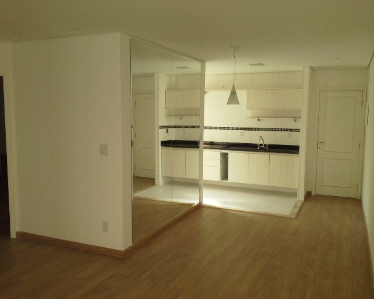 Apartamento à venda com 1 quarto, 74m² - Foto 5