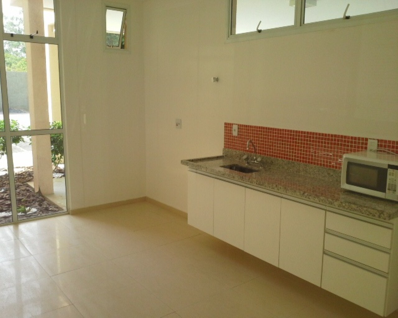 Apartamento à venda com 1 quarto, 74m² - Foto 12