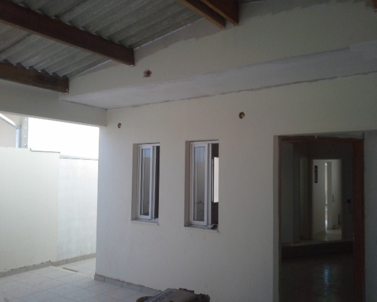 Casa à venda com 3 quartos, 180m² - Foto 3