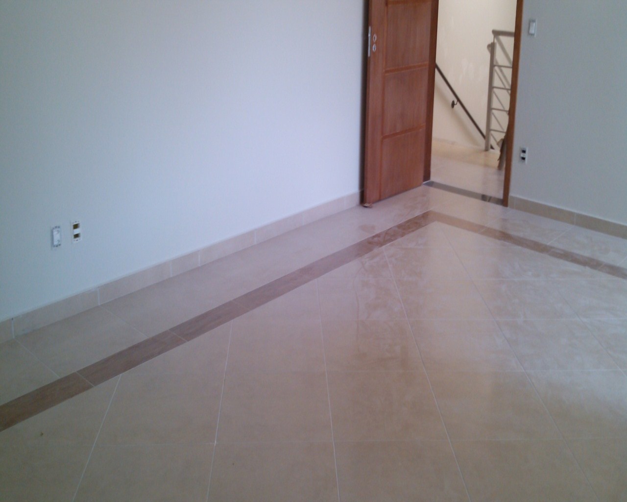 Apartamento à venda com 2 quartos, 69m² - Foto 1