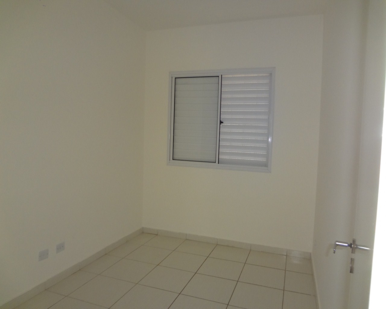 Apartamento à venda com 3 quartos, 68m² - Foto 2