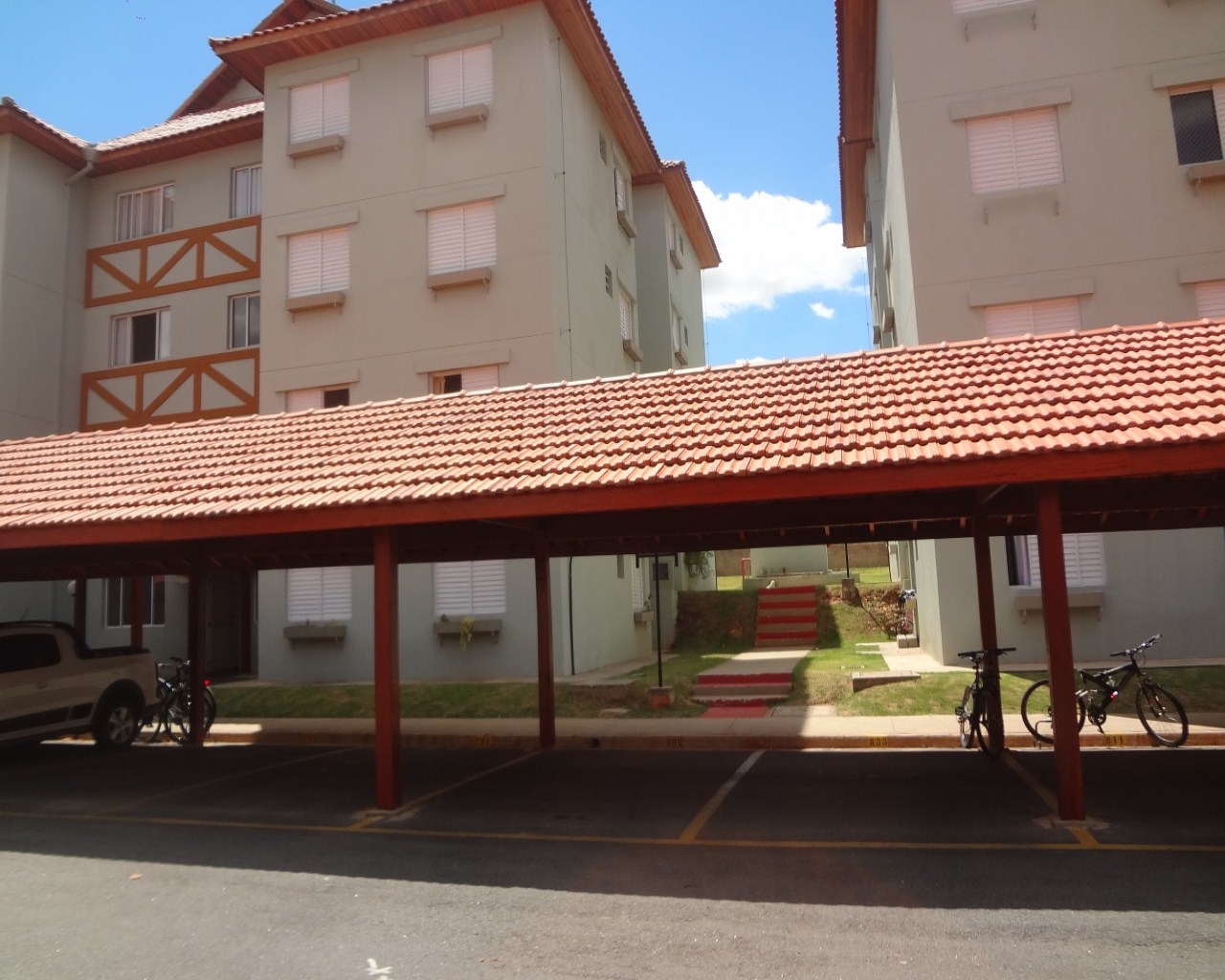 Apartamento à venda com 3 quartos, 68m² - Foto 1