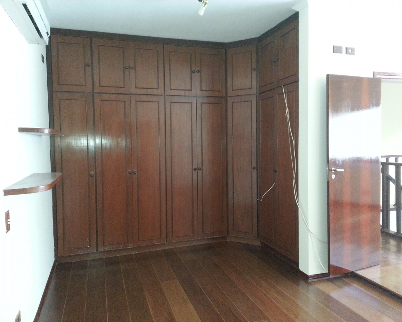 Casa à venda com 3 quartos, 308m² - Foto 23