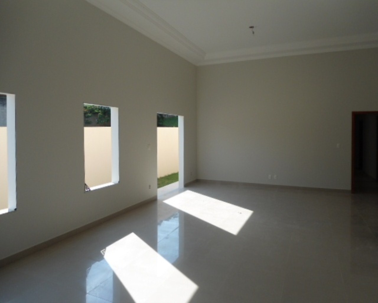 Casa à venda com 4 quartos, 280m² - Foto 11