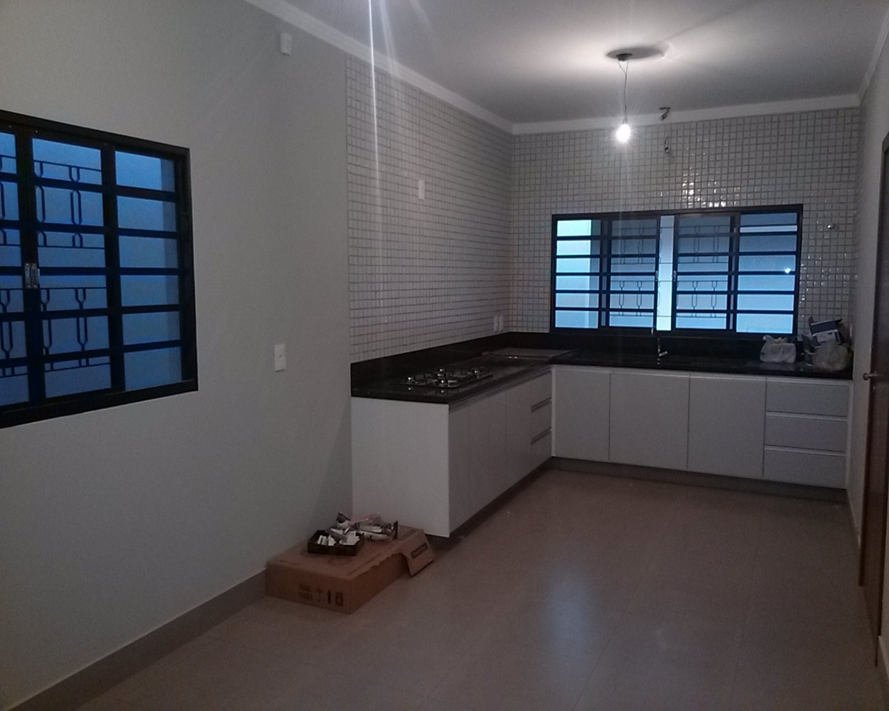 Casa à venda com 3 quartos, 164m² - Foto 2