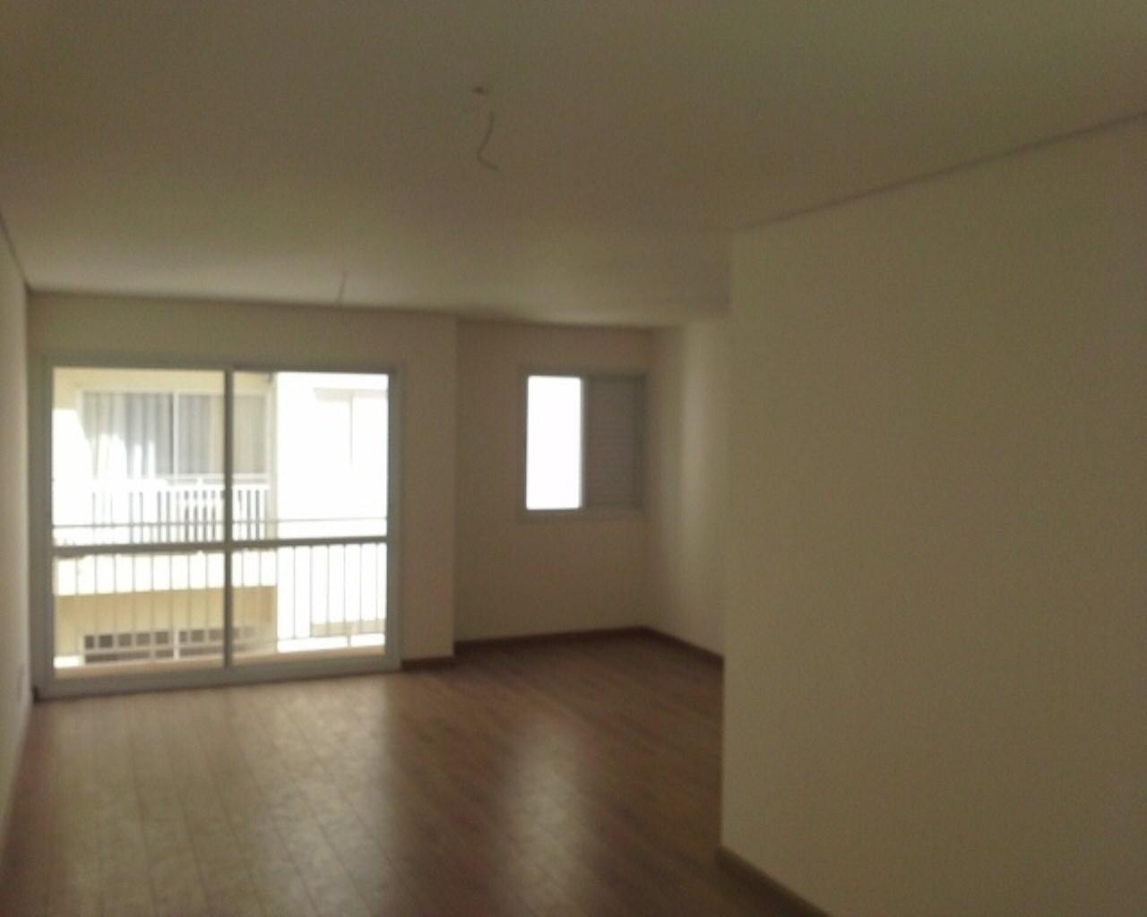 Apartamento à venda com 2 quartos, 74m² - Foto 1