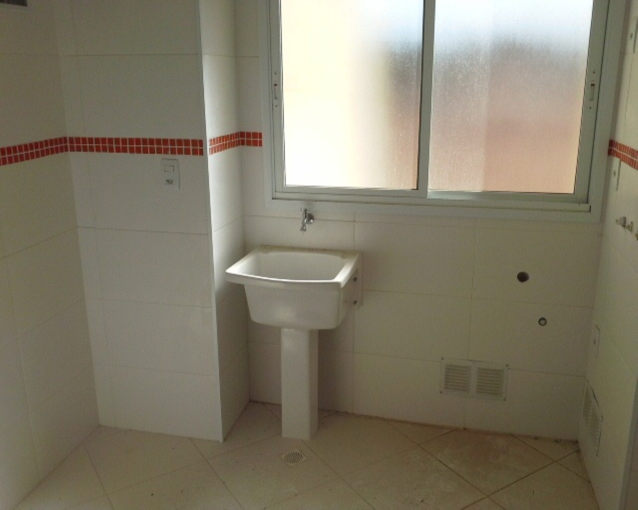 Apartamento à venda com 2 quartos, 74m² - Foto 3