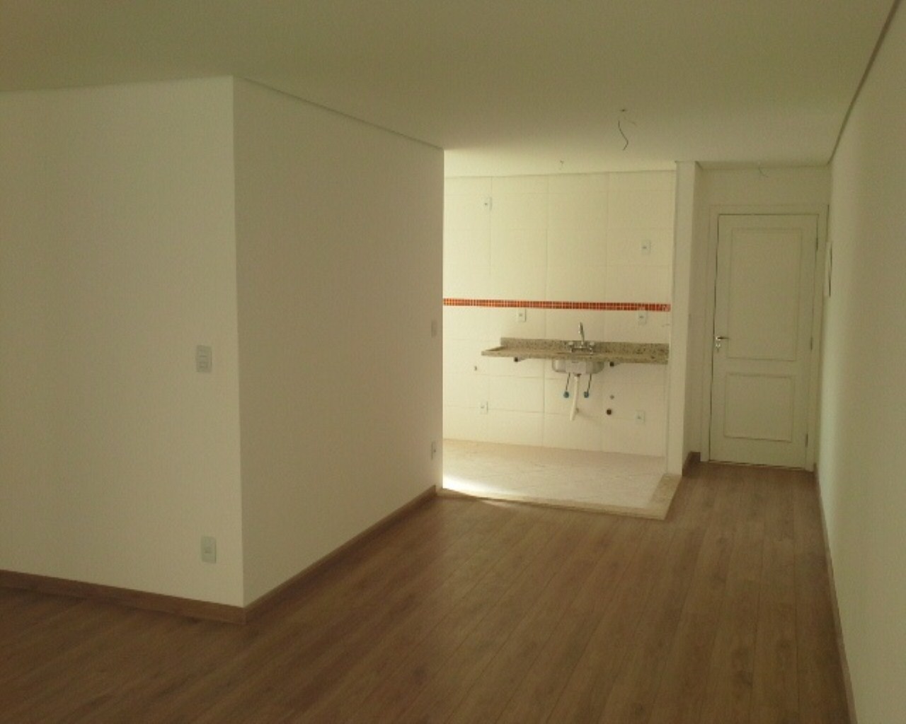 Apartamento à venda com 2 quartos, 74m² - Foto 4