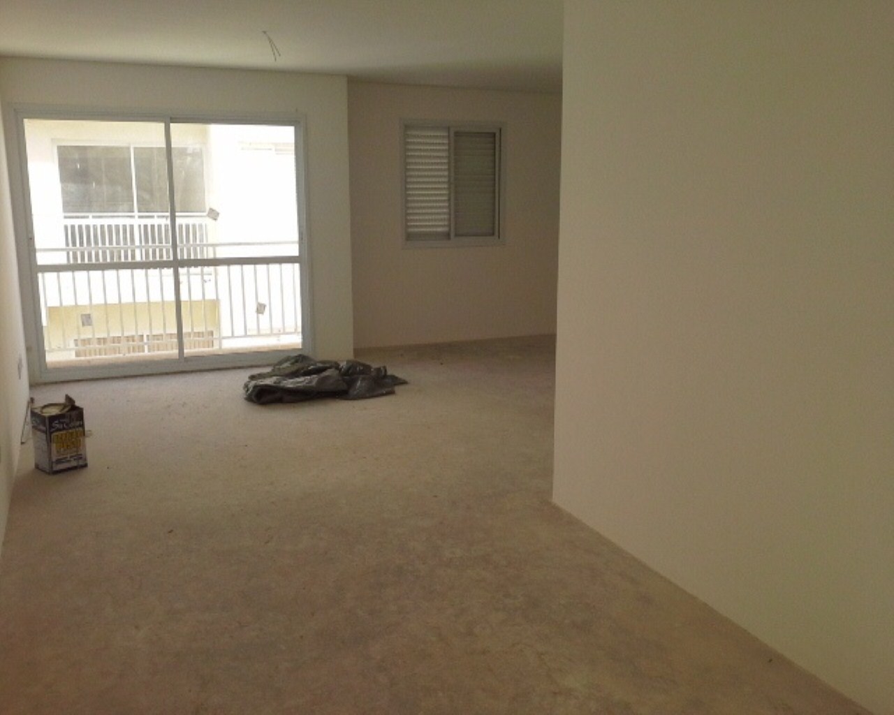 Apartamento à venda com 1 quarto, 74m² - Foto 2