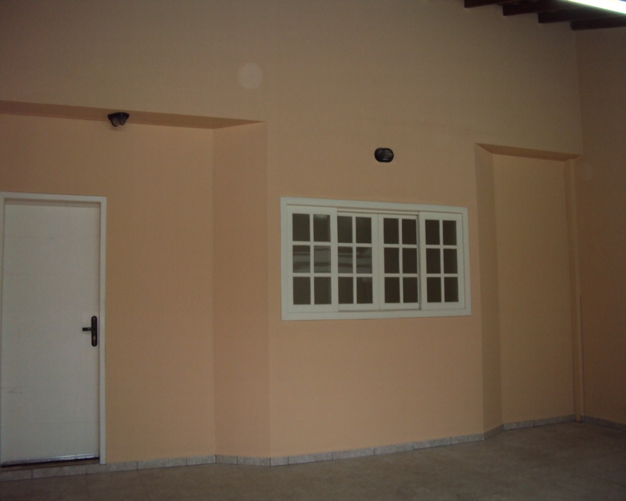 Casa à venda com 3 quartos - Foto 1