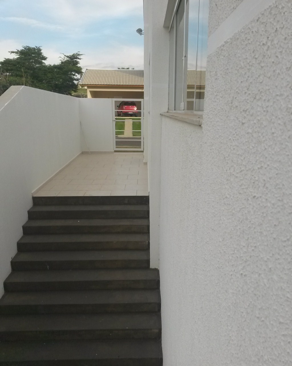 Casa à venda com 3 quartos, 230m² - Foto 3