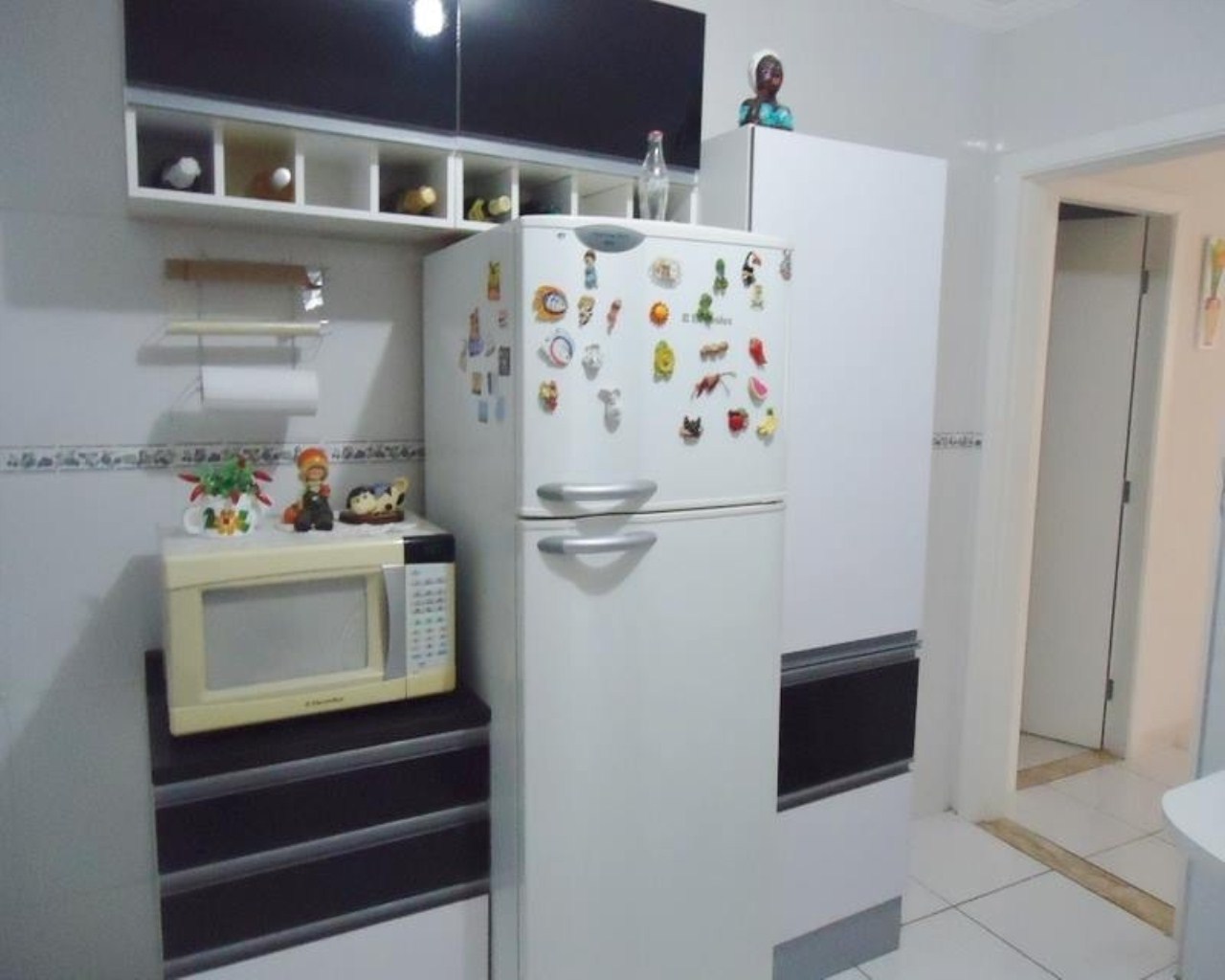 Casa à venda com 2 quartos, 130m² - Foto 2