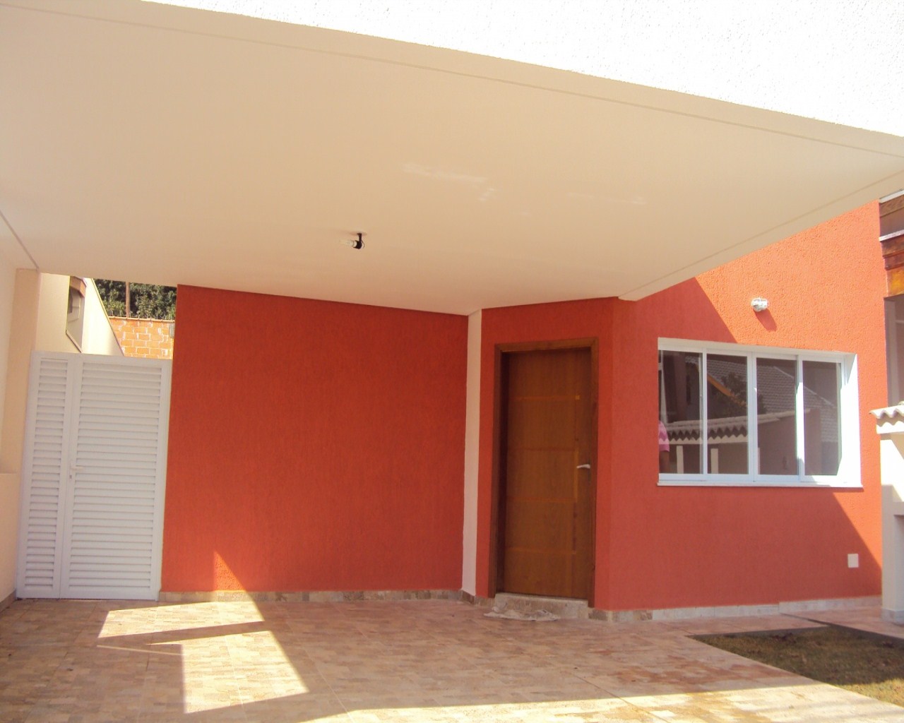 Casa à venda com 3 quartos, 154m² - Foto 1