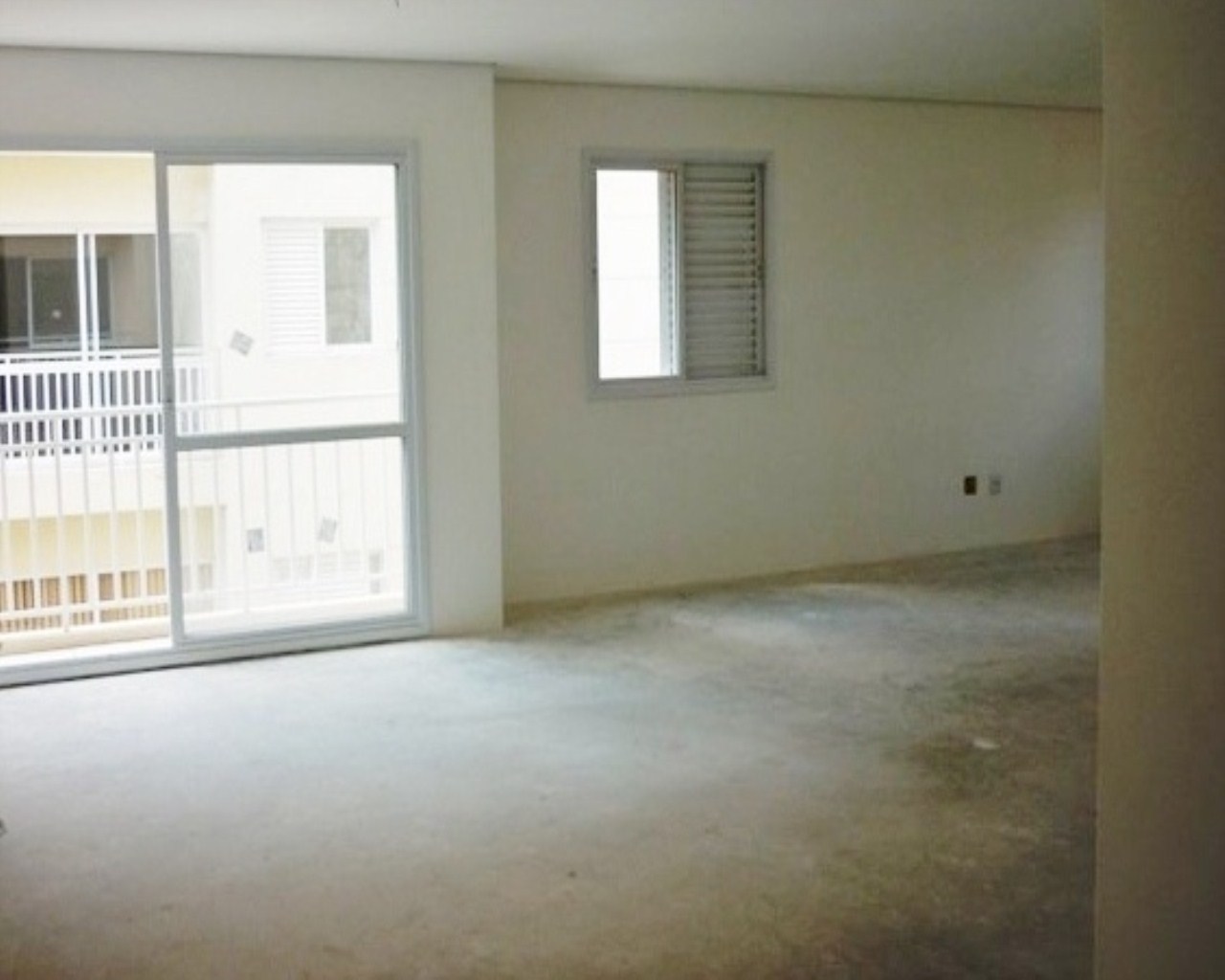 Apartamento à venda com 2 quartos, 72m² - Foto 1