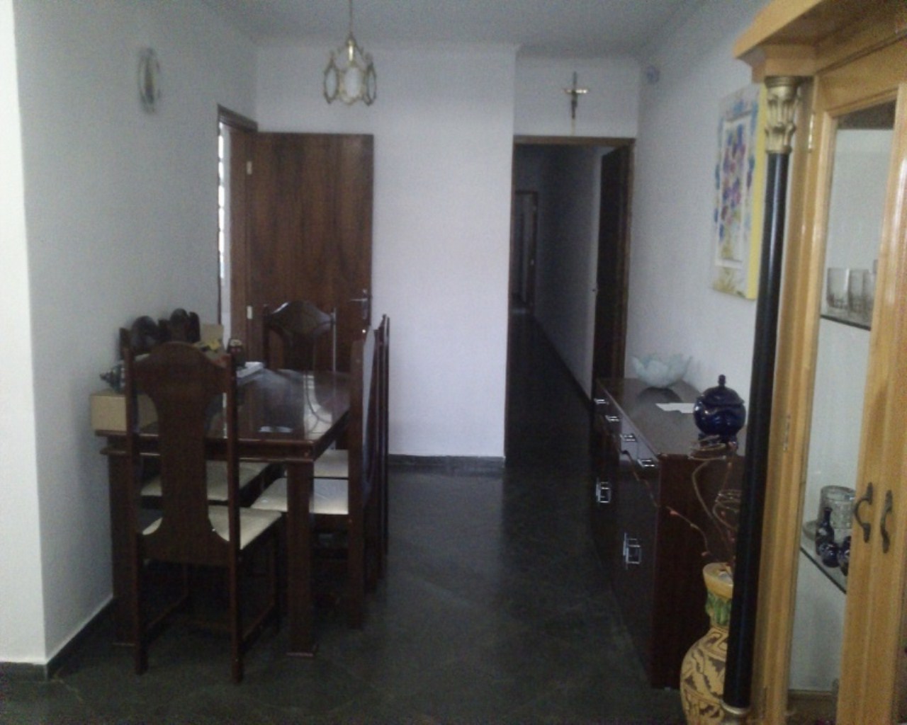 Casa à venda com 3 quartos, 130m² - Foto 1