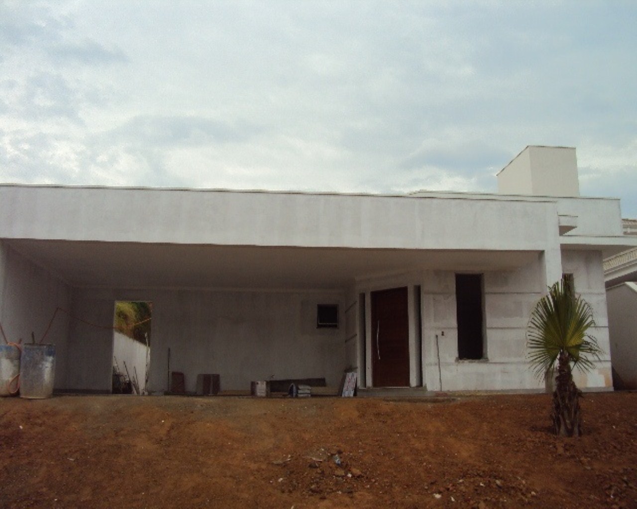 Casa à venda com 4 quartos, 300m² - Foto 1