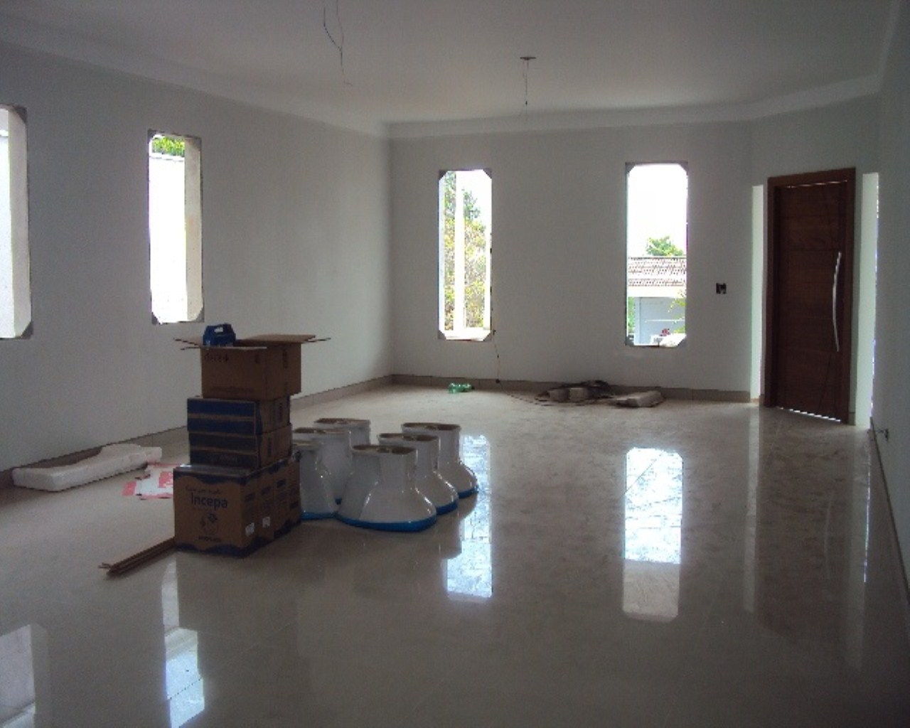 Casa à venda com 4 quartos, 300m² - Foto 3