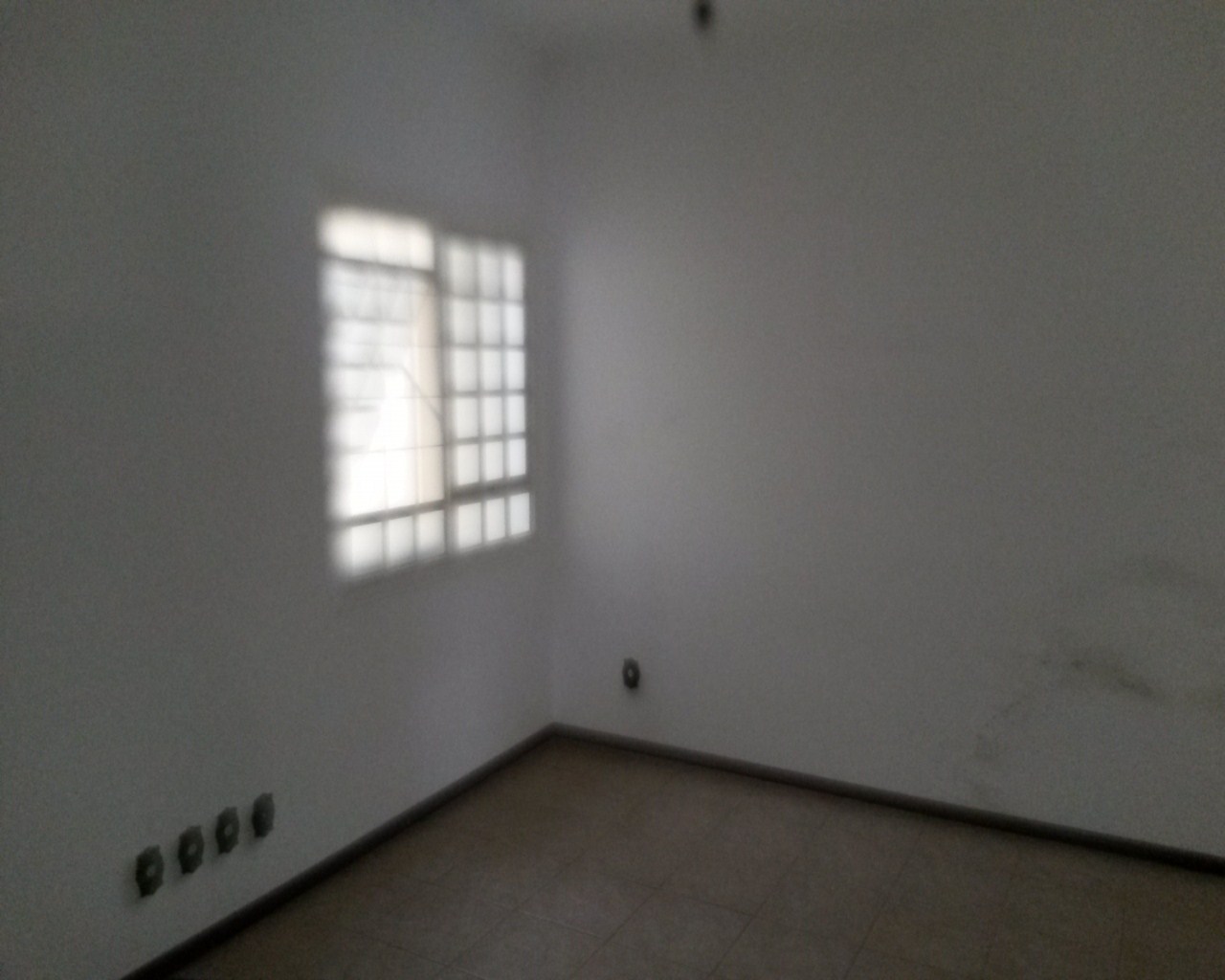 Casa à venda com 2 quartos, 300m² - Foto 8