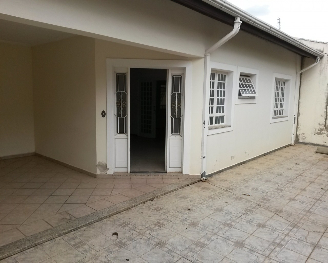 Casa à venda com 2 quartos, 300m² - Foto 10