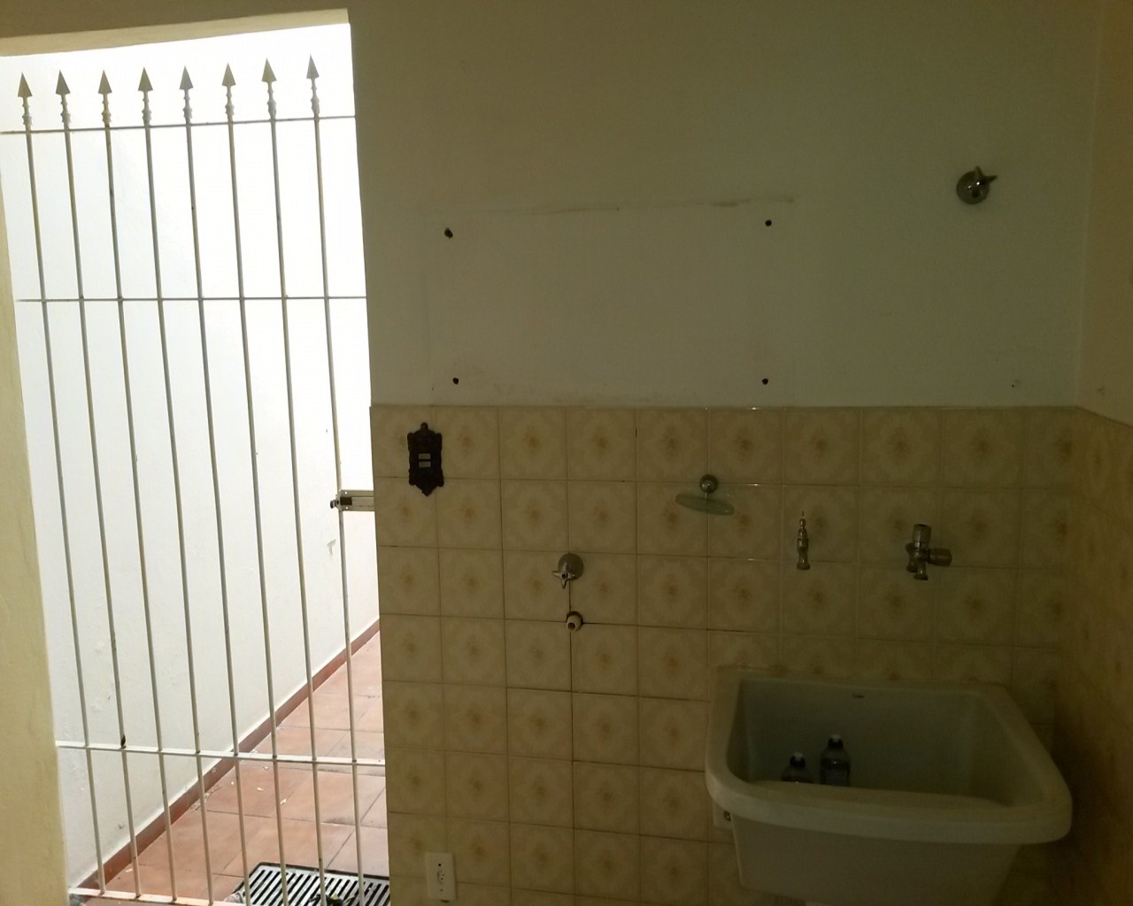 Casa à venda com 2 quartos, 140m² - Foto 8