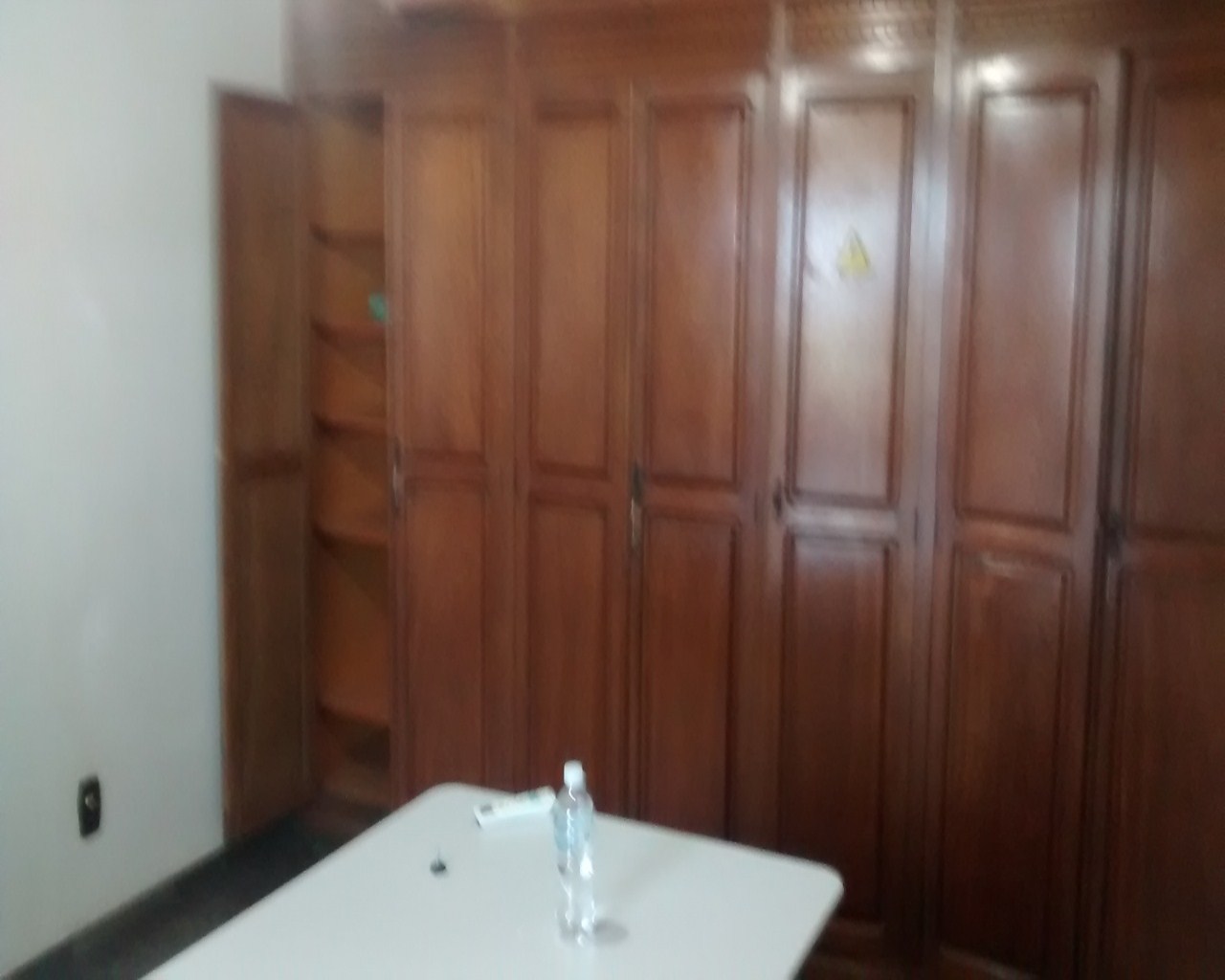 Casa para alugar com 5 quartos, 500m² - Foto 11