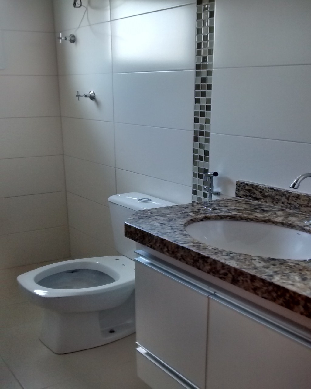 Apartamento à venda com 2 quartos, 69m² - Foto 4