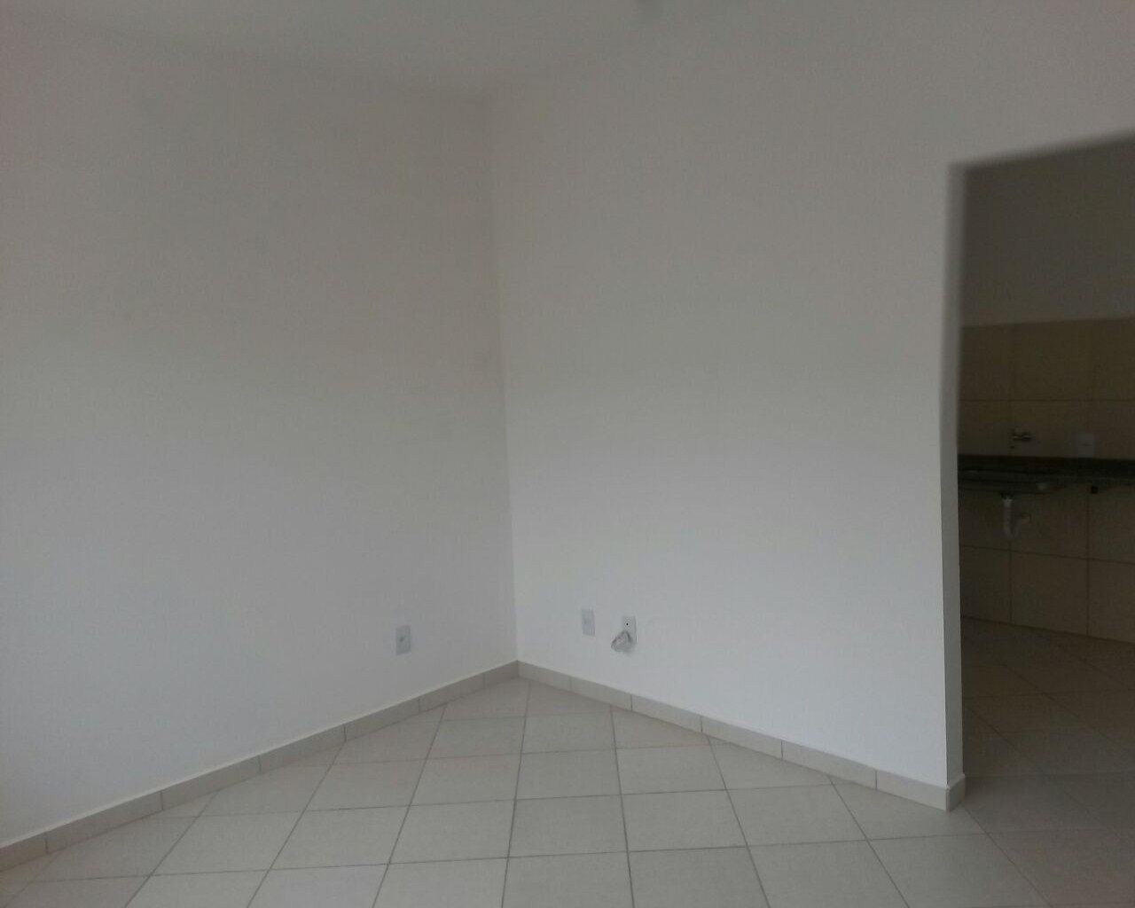 Casa à venda com 2 quartos, 61m² - Foto 4