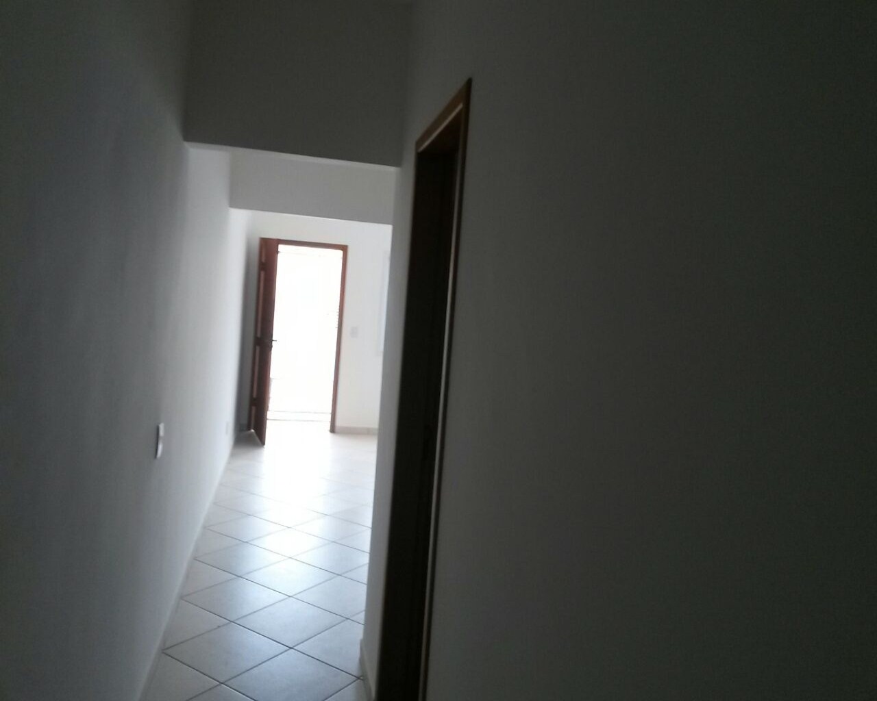 Casa à venda com 2 quartos, 61m² - Foto 11