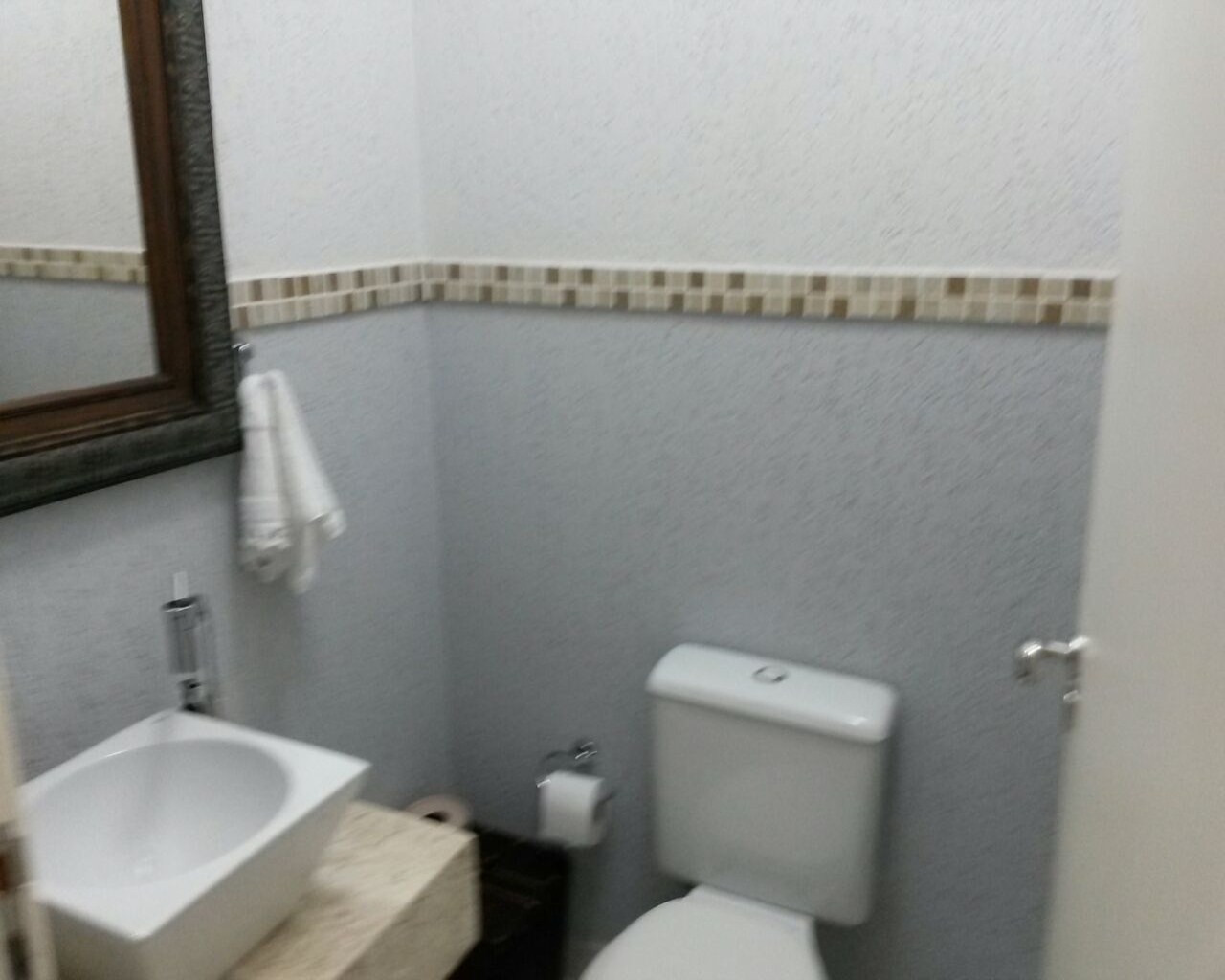 Casa à venda com 3 quartos, 178m² - Foto 2