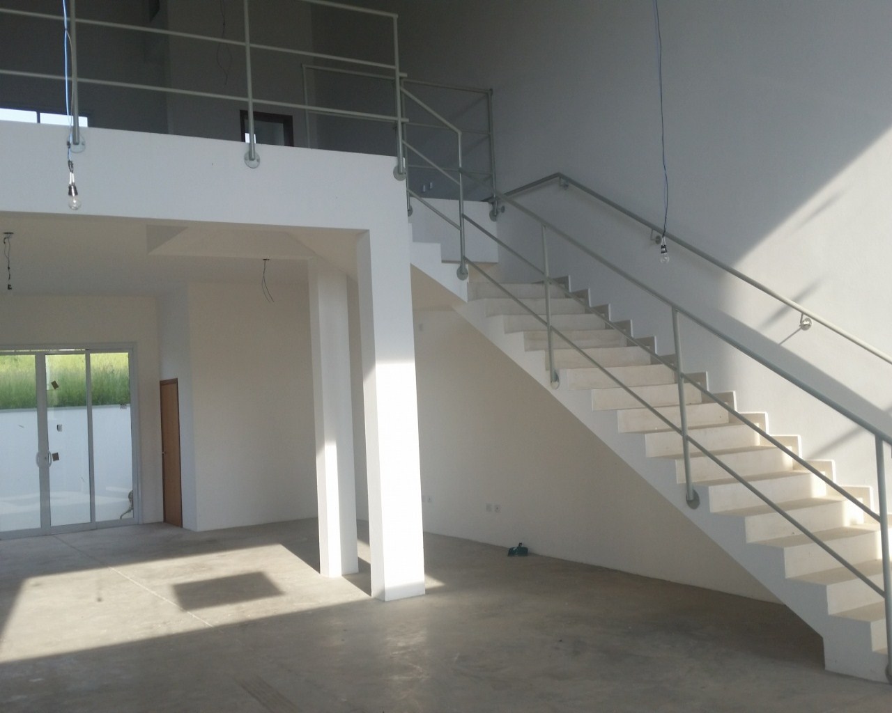 Depósito-Galpão-Armazém para alugar, 215m² - Foto 1