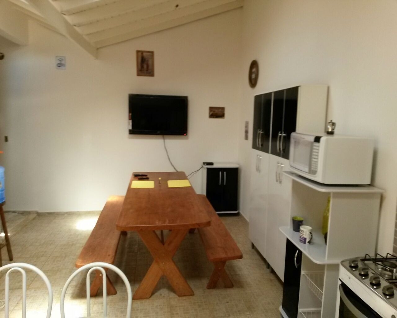 Casa à venda com 2 quartos, 53m² - Foto 1