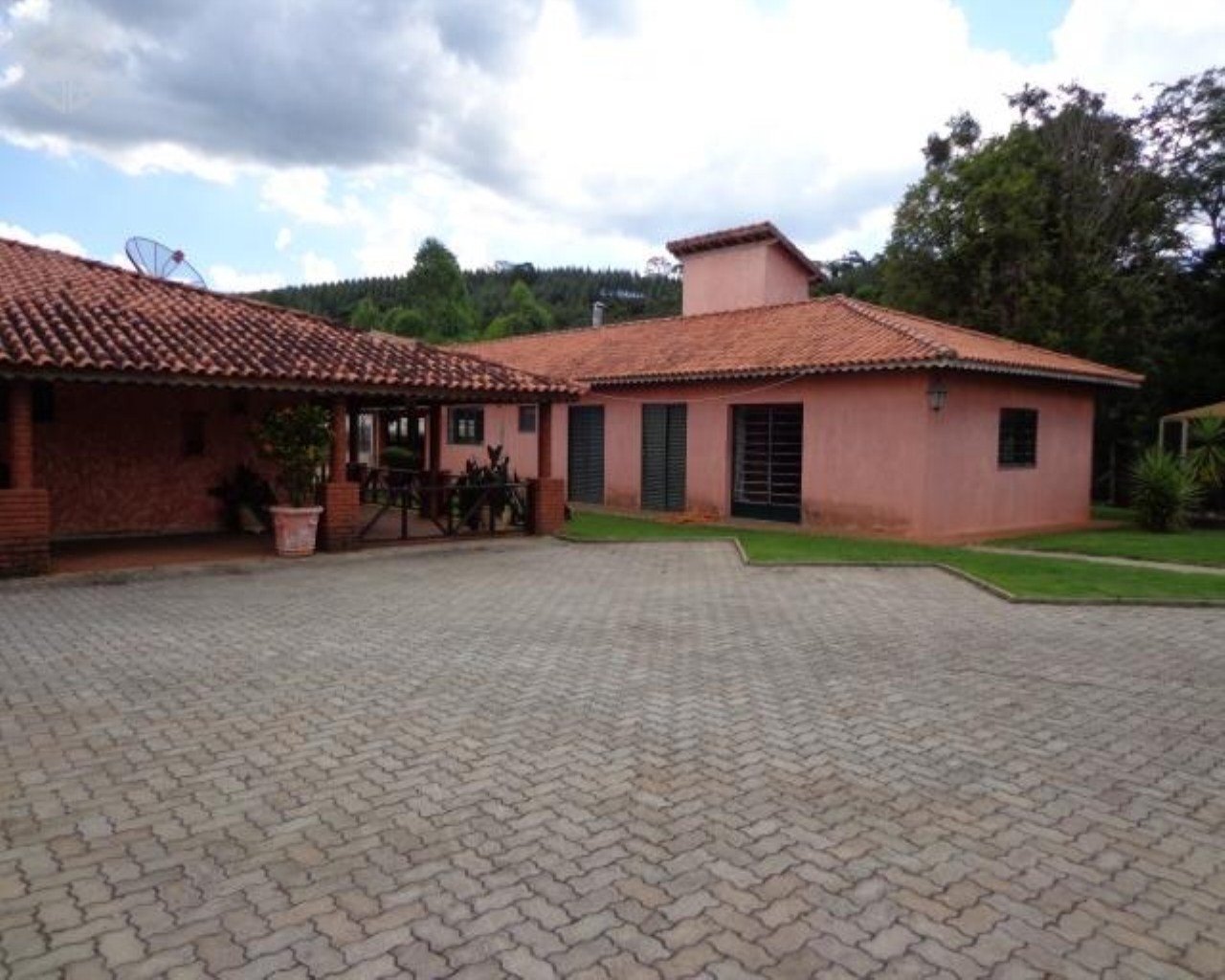 Fazenda à venda com 6 quartos, 1000m² - Foto 12