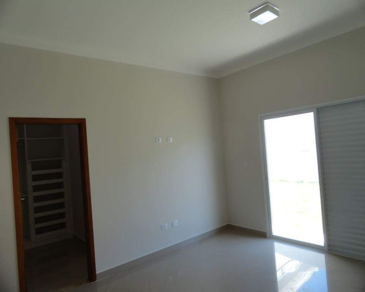 Casa à venda com 3 quartos, 233m² - Foto 9