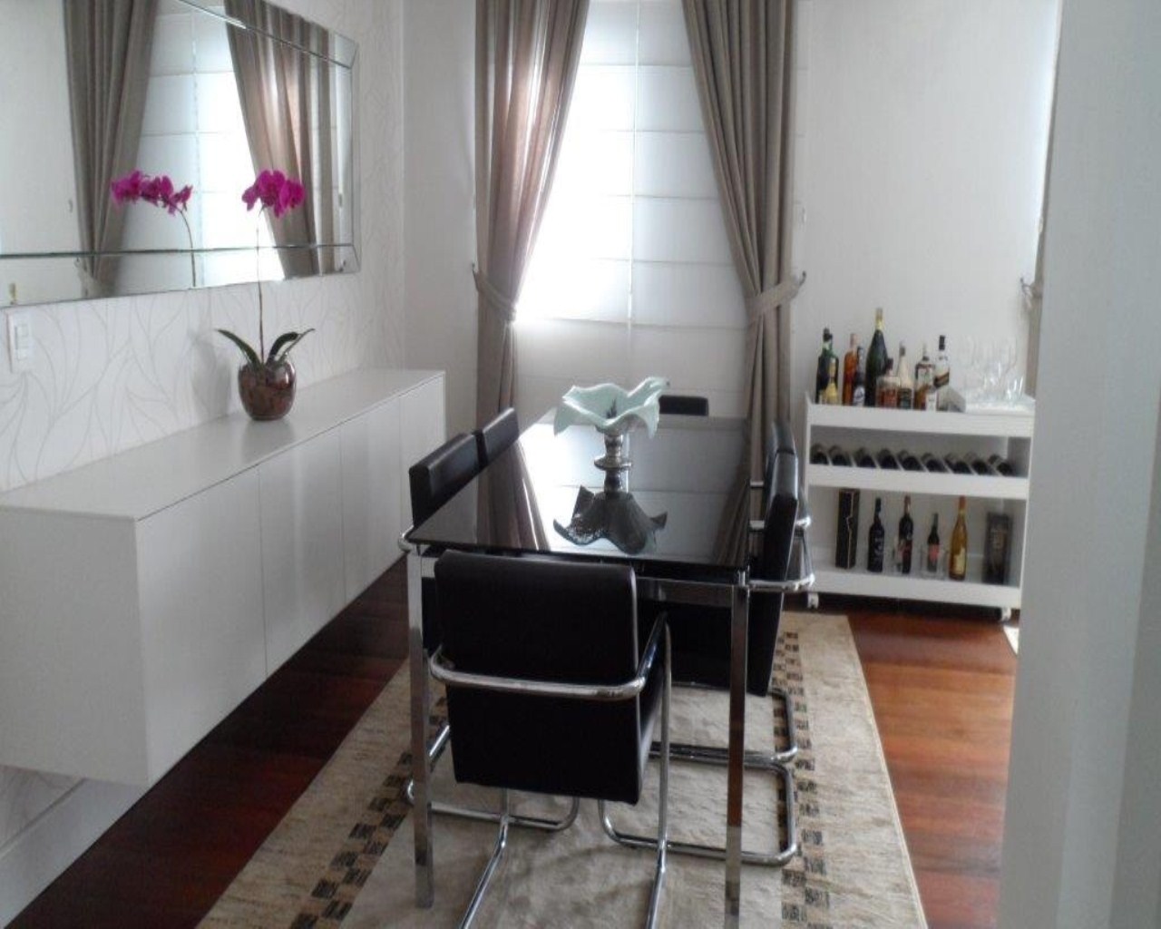 Apartamento à venda com 2 quartos, 202m² - Foto 1