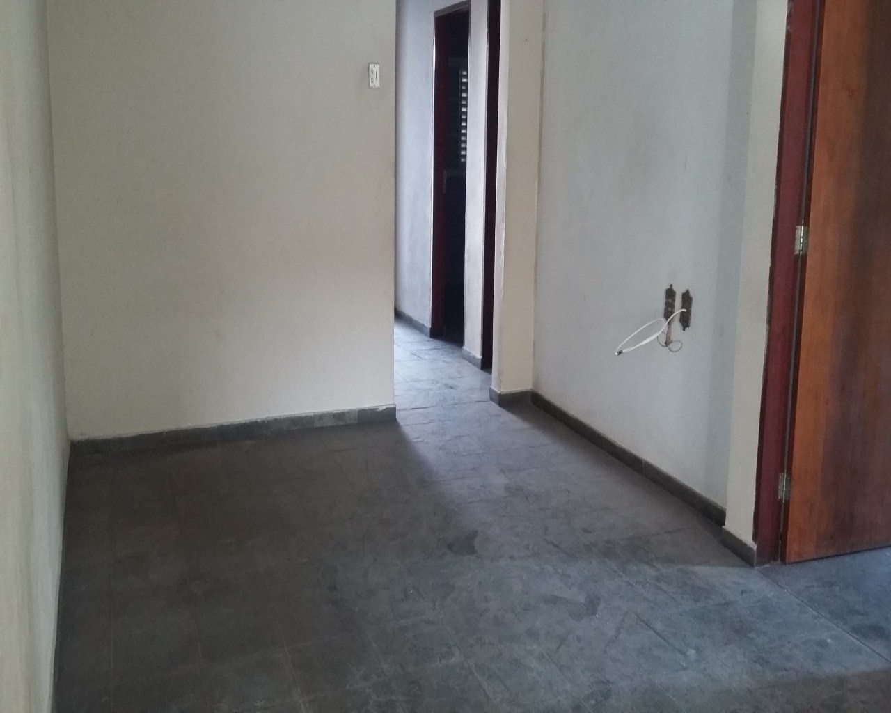 Casa à venda com 3 quartos, 270m² - Foto 2