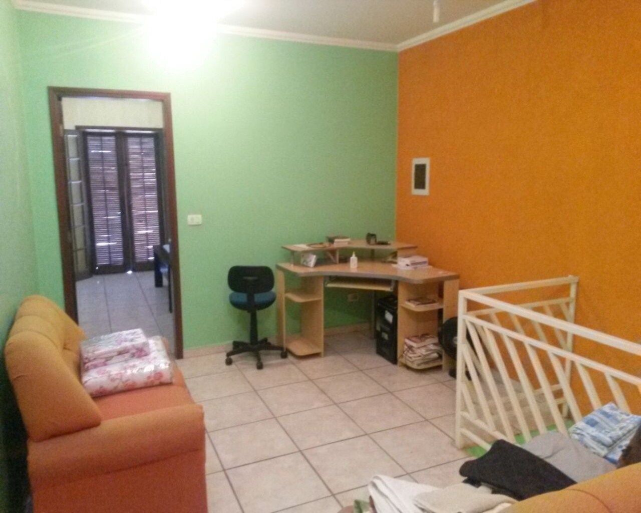 Casa à venda com 2 quartos, 158m² - Foto 1