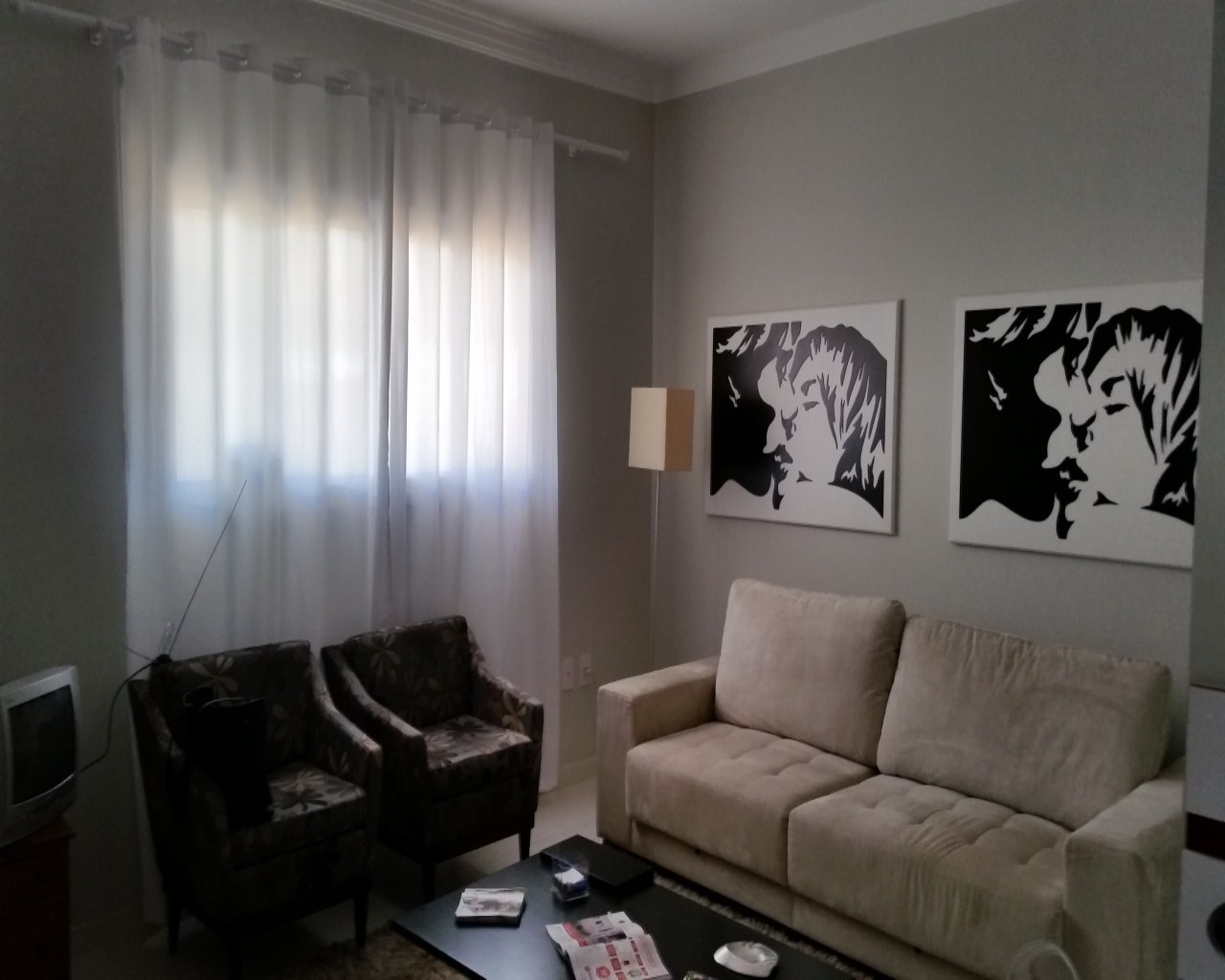 Apartamento à venda com 2 quartos, 70m² - Foto 1