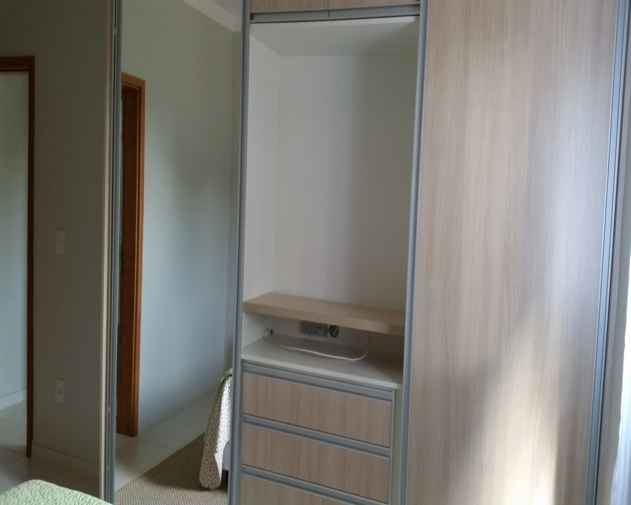 Apartamento à venda com 2 quartos, 70m² - Foto 9