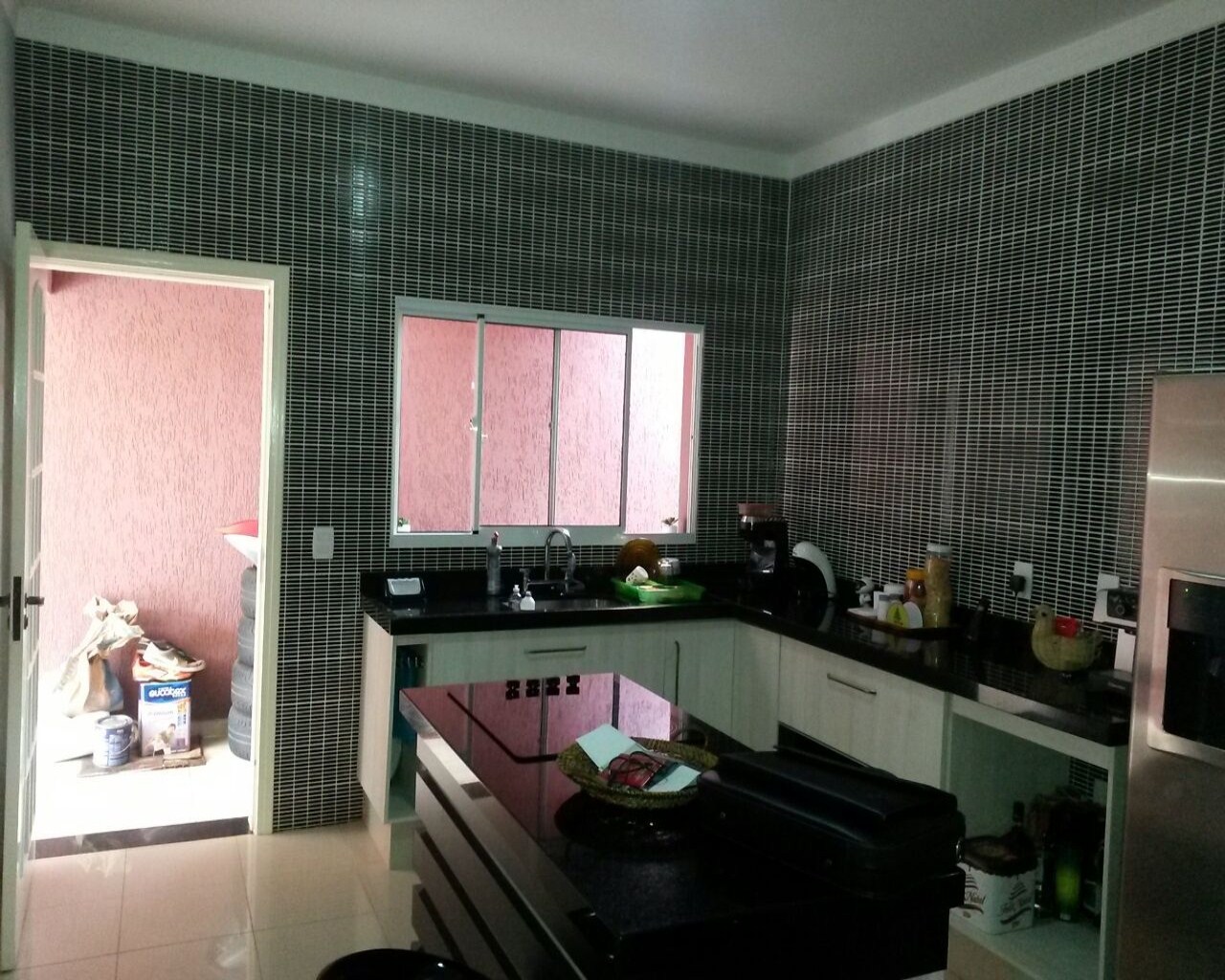 Casa à venda com 4 quartos, 214m² - Foto 3