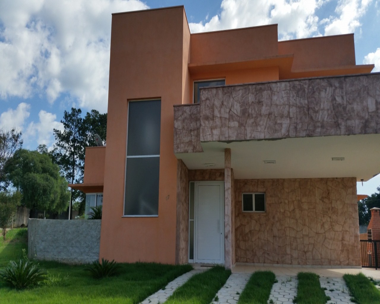 Casa à venda com 3 quartos, 280m² - Foto 2