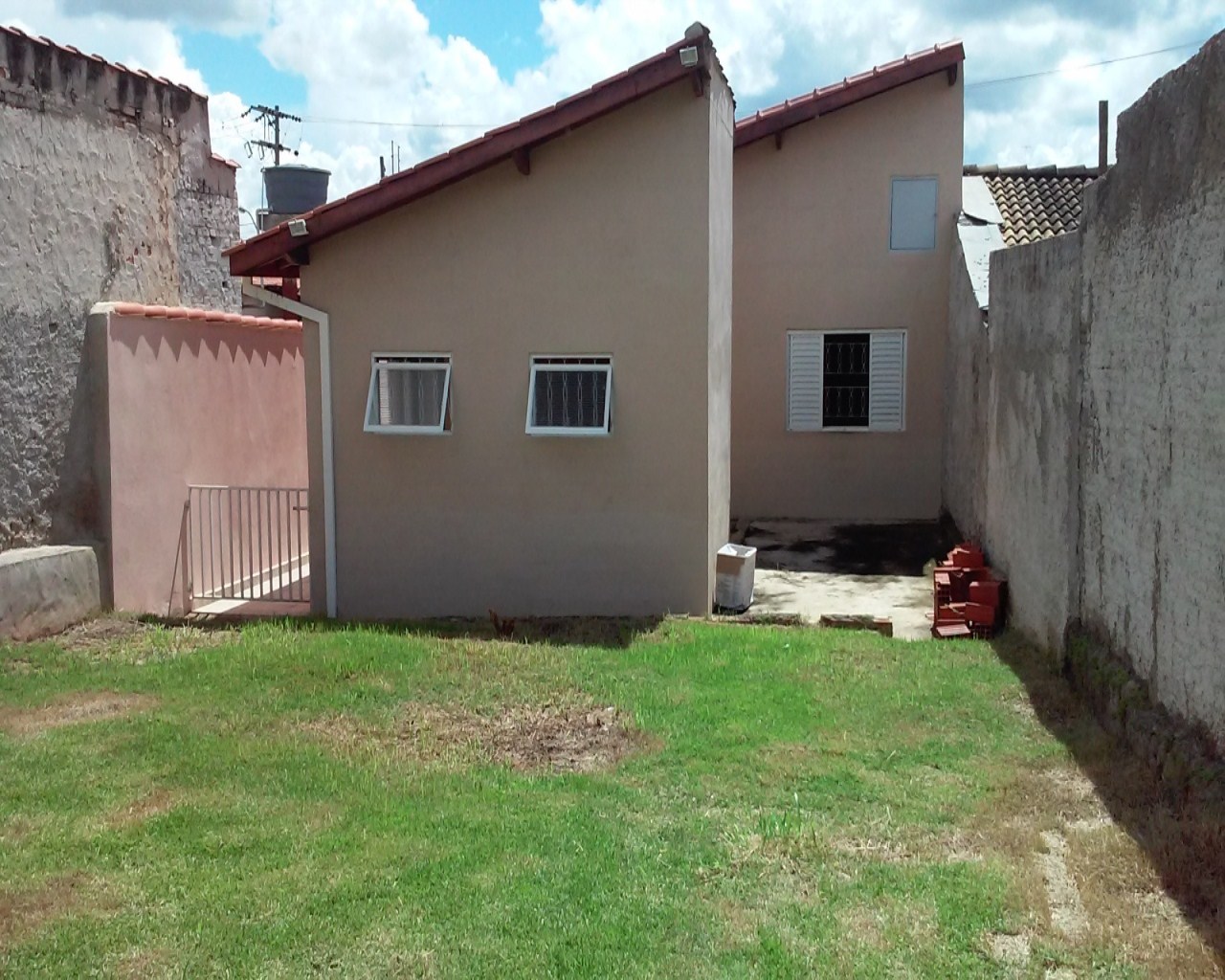 Casa à venda com 2 quartos, 120m² - Foto 14