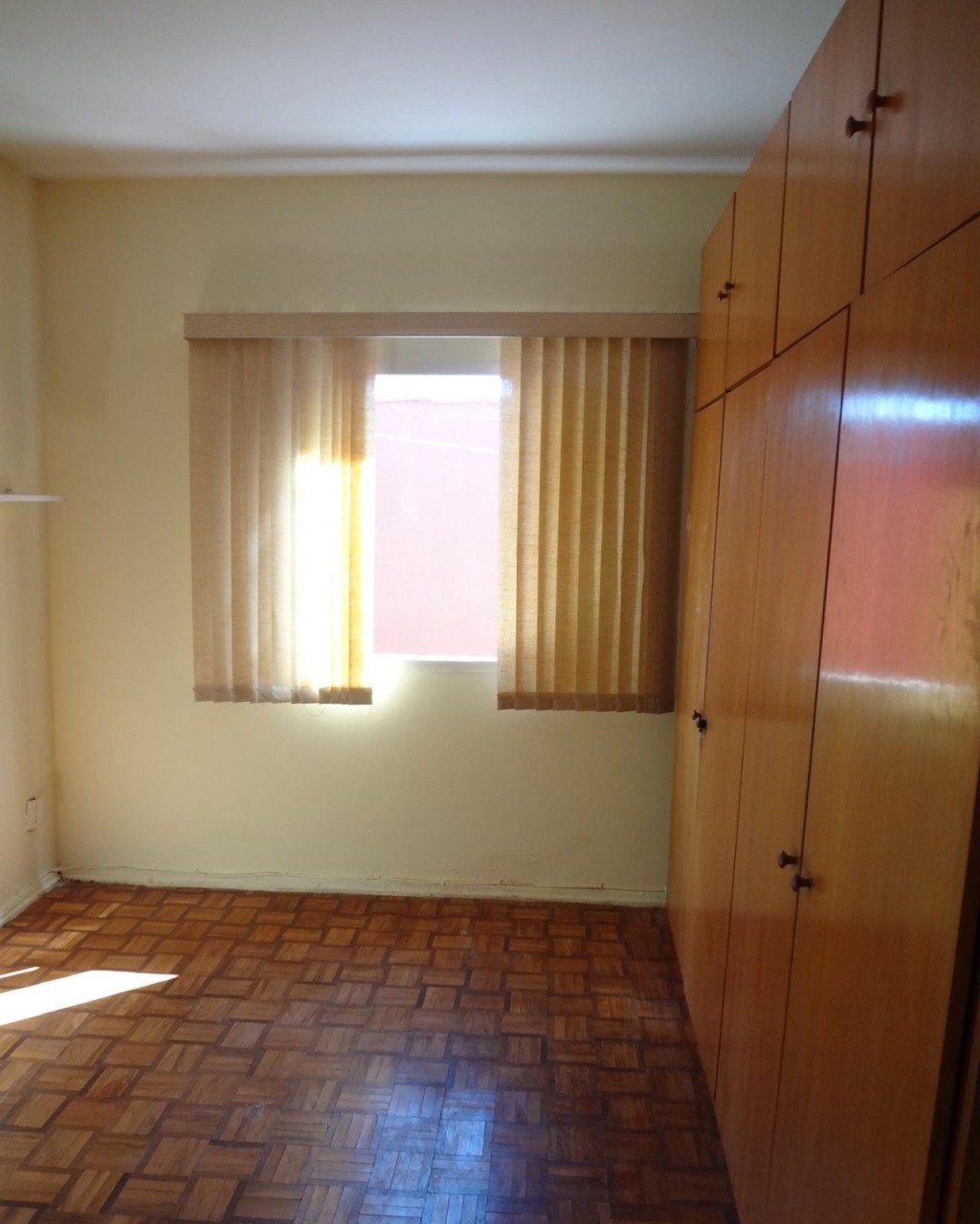 Casa à venda com 3 quartos, 167m² - Foto 2